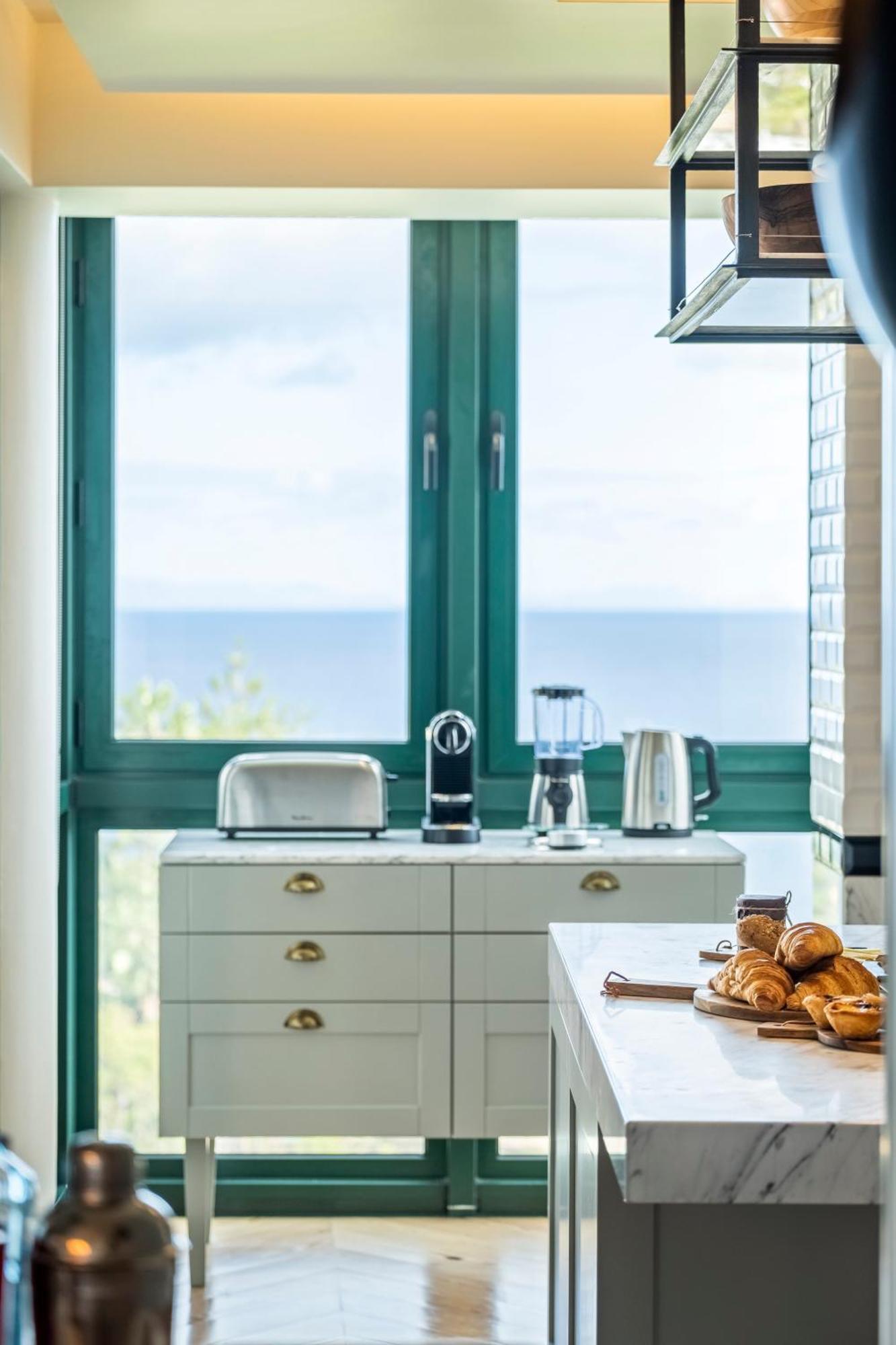 Luxury Oceanfront At Reid'S Gardens Apartment Funchal  Exterior photo